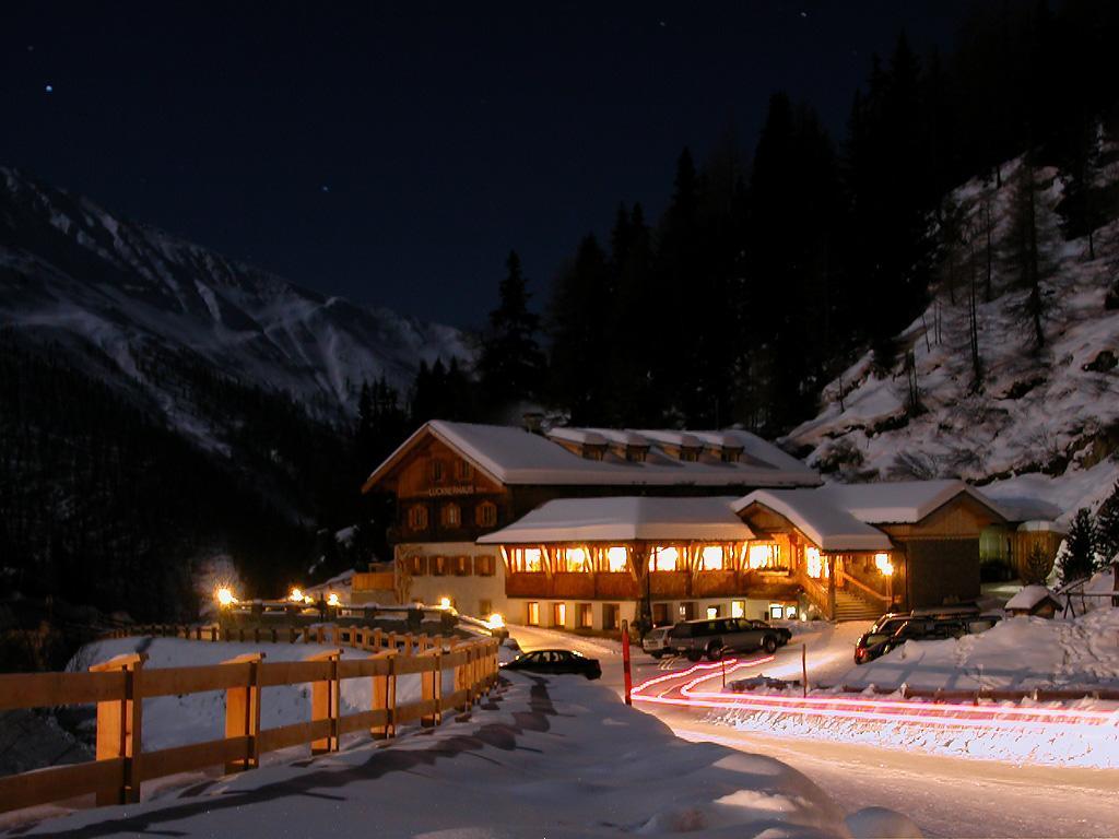 Alpengasthof Lucknerhaus Hotel คัลส์ อัม โกรสส์กล็อคเนอร์ ภายนอก รูปภาพ